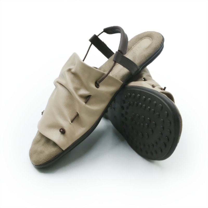 FEMININO RASTEIRA SANDALIA AYEAYE  232A630 NP AMENDOA CACAU
