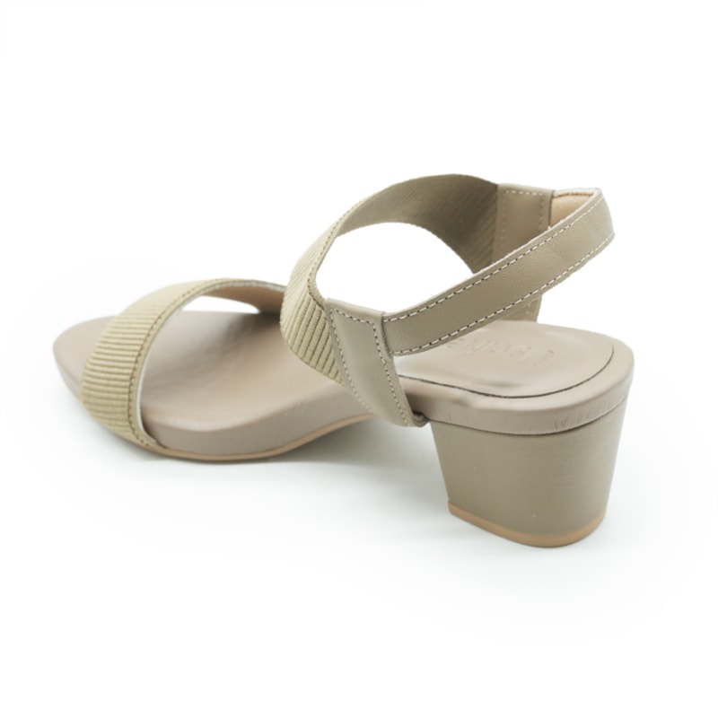 FEMININO SANDALIA MEDIA USAFLEX Y8204070 FENDI