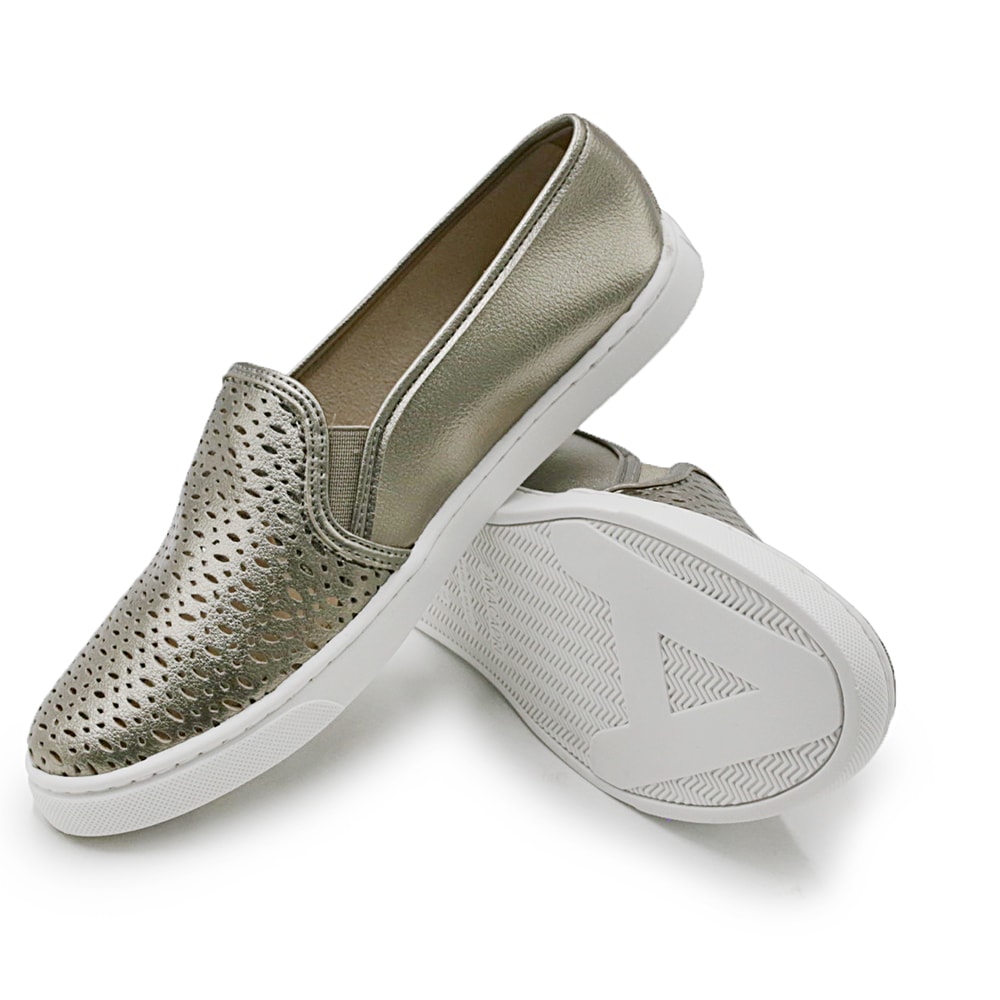 Slip On Ana Capri Feminino Prata Velho - 248127 - Anita Shoes